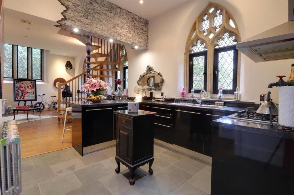 Score Chapel Villa Ilfracombe Ngoại thất bức ảnh